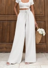 Keten bağcıklı beyaz pantolon