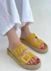 Loera Sarı Nubuk Çift Tokalı Terlik
