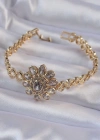 Pirinç Gold Renk İri Zirkon Taşlı Çiçek Figürlü Bileklik