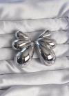 Pirinç Gümüş Renk İri Bombeli Kelebek Küpe