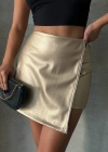 Taşlı şort etek deri gold h240018