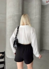 Tek yırtmajlı şort etek