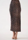 Uzun yırtmaçlı ince kumaş etek leopar