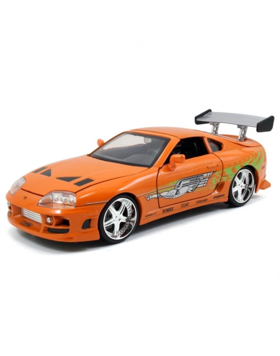 1995 Model Aracı ve Figürü