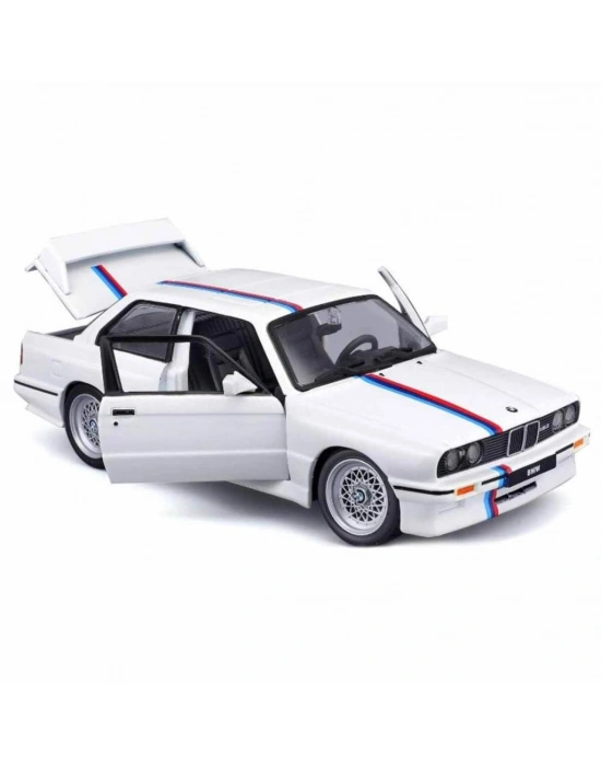 21100 Burago 1:24 BMW M3 1988 Model Araba