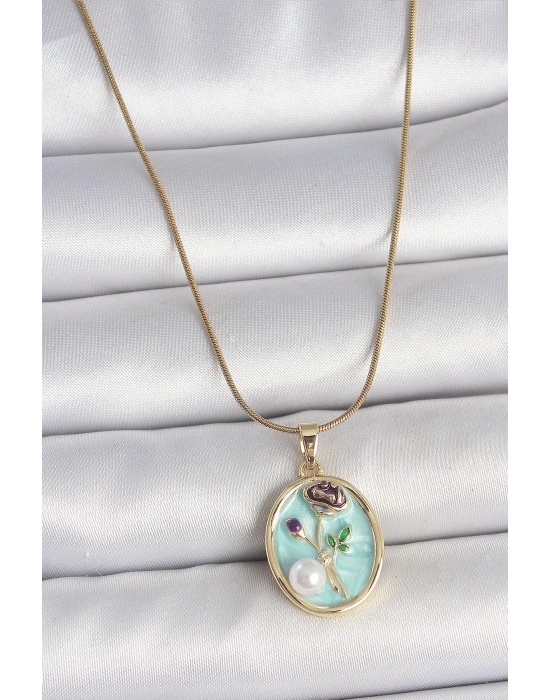 316L Çelik Gold Renk Zincir Mavi Çiçek İşlemeli İnci Detay Portre Model Kadın Kolye