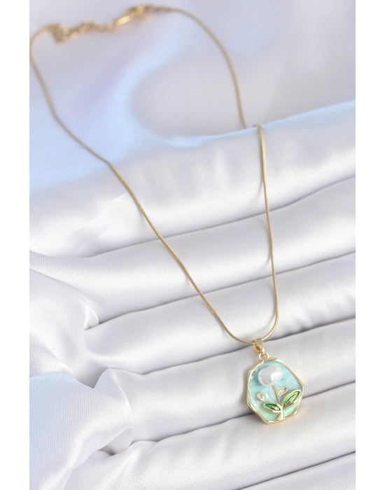 316L Çelik Gold Renk Zincir Mavi Çiçek İşlemeli İnci İşlemeli Portre Model Kadın Kolye