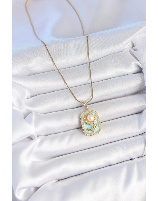 316L Çelik Gold Renk Zincir Mavi Mineli İncili Papatya İşlemeli Portre Model Kadın Kolye