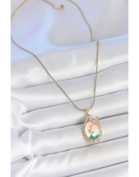 316L Çelik Gold Renk Zincir Mix Renk Çiçek İşlemeli Zirkon Taş Detaylı Portre Model Kadın Kolye