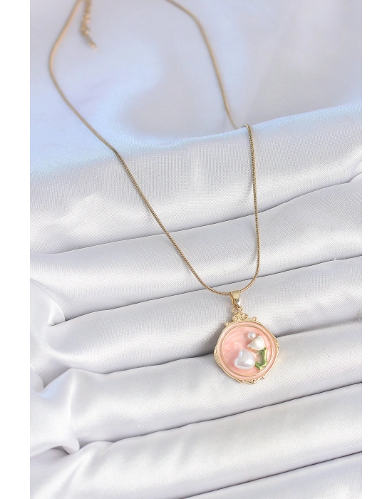 316L Çelik Gold Renk Zincir Pembe Mineli İncili Çiçek İşlemeli Portre Model Kadın Kolye