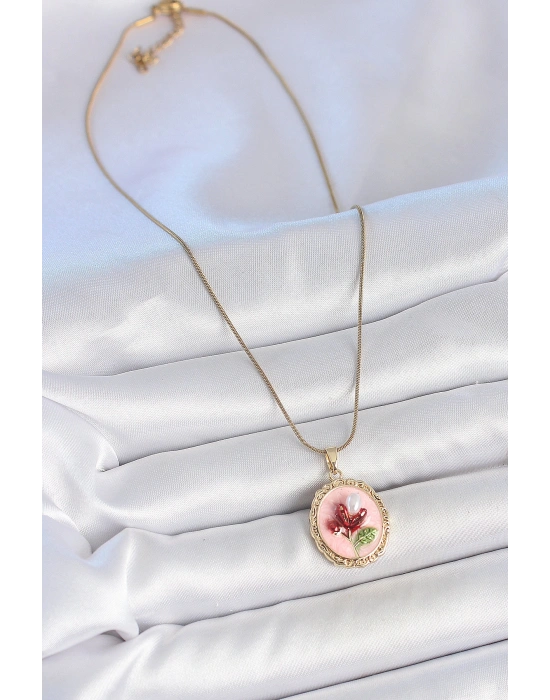 316L Çelik Gold Renk Zincir Pembe Mineli İncili Çiçek İşlemeli Portre Model Kadın Kolye