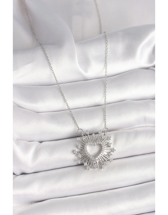 316L Çelik Gümüş Renk Zirkon Taşlı Kalp Model Kadın Kolye