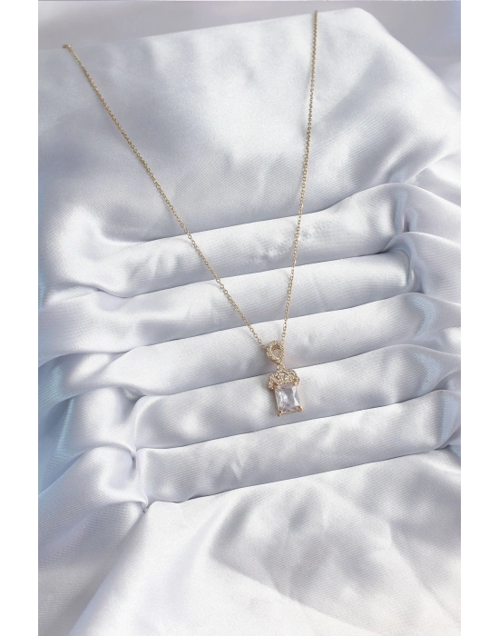 316L Çelik Zincir Gold Renk Zirkon Taşlı Taç Model Kadın Kolye