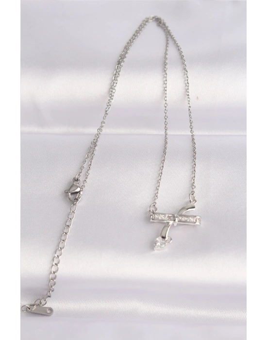 316L Çelik Zincir Gümüş Renk Zirkon Taşlı Kalp Detay Fiyonk Kolye