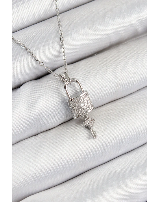 316L Çelik Zirkon Taşlı Kilit Ve Sallantılı Anahtar Model Gümüş Renk Kadın Kolye