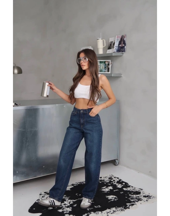 Arkadan tokalı jeans pantolon