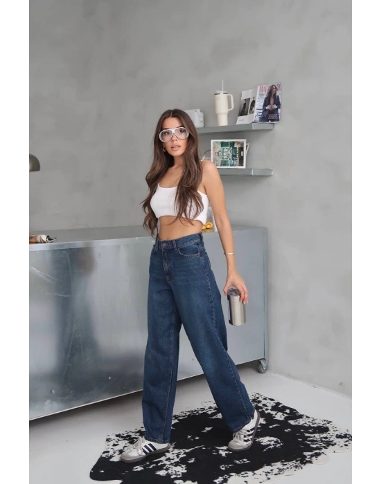 Arkadan tokalı jeans pantolon