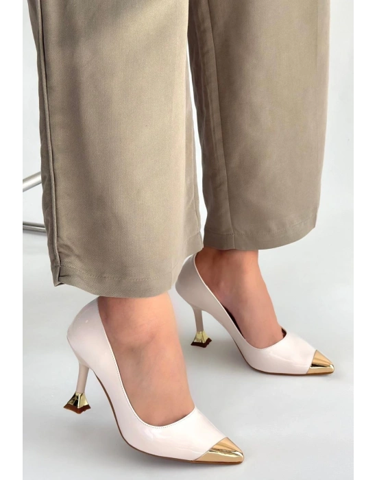 Artem Bej Rugan Topuklu Ayakkabı