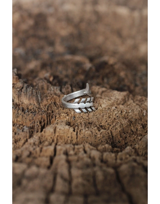 Ayarlanabilir Ok Tasarımlı Erkek Yüzük