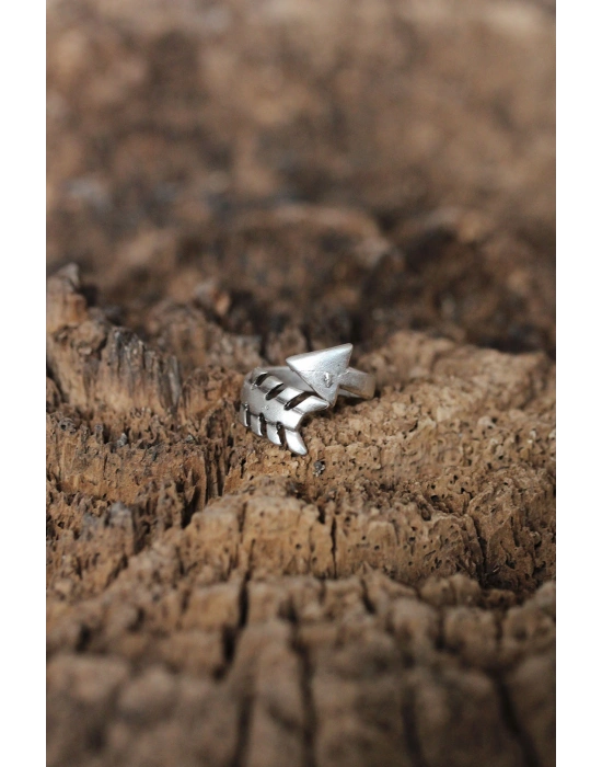 Ayarlanabilir Ok Tasarımlı Erkek Yüzük