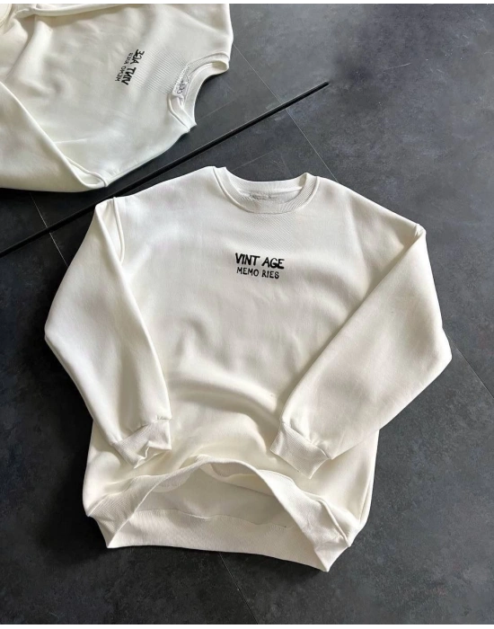 Bisiklet Yaka Üç İplik Baskılı Oversize SweatShirt - Beyaz