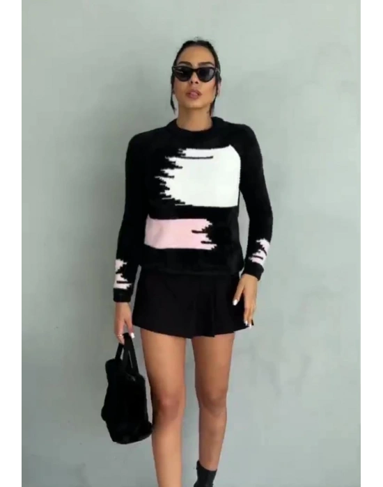 Bıyıklı triko kazak siyah