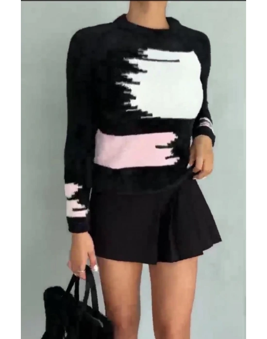 Bıyıklı triko kazak siyah