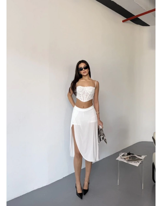 Çepli Şortlu Yırtmaçlı Etek - Beyaz
