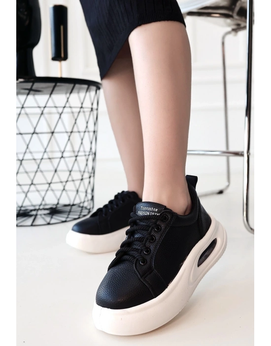 Chris Siyah Cilt Bağcıklı Spor Ayakkabı