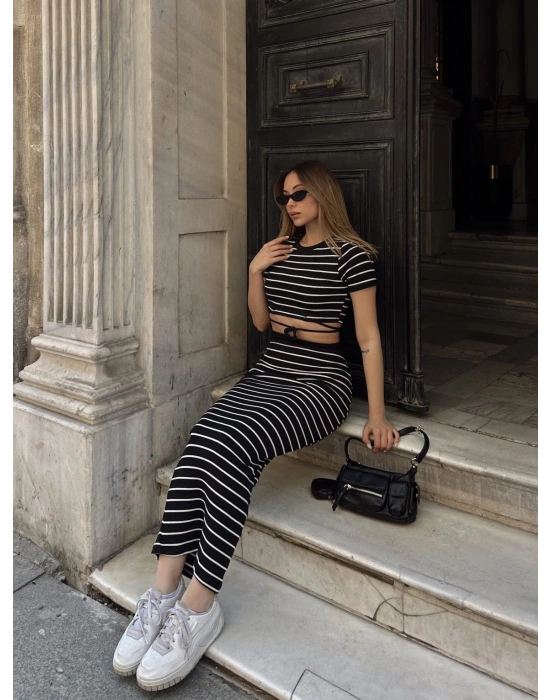 Çizgili etekli takım siyah s3609