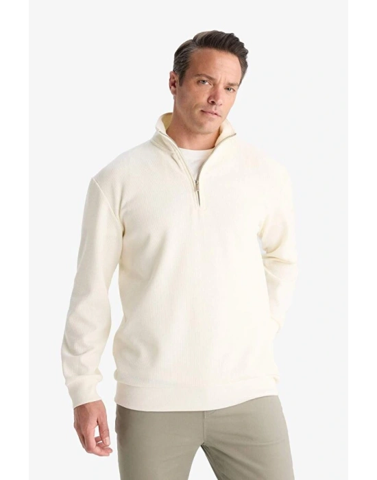 Comfort Fit Dik Yaka Dokulu Yarım Fermuarlı Waffle Sweatshirt