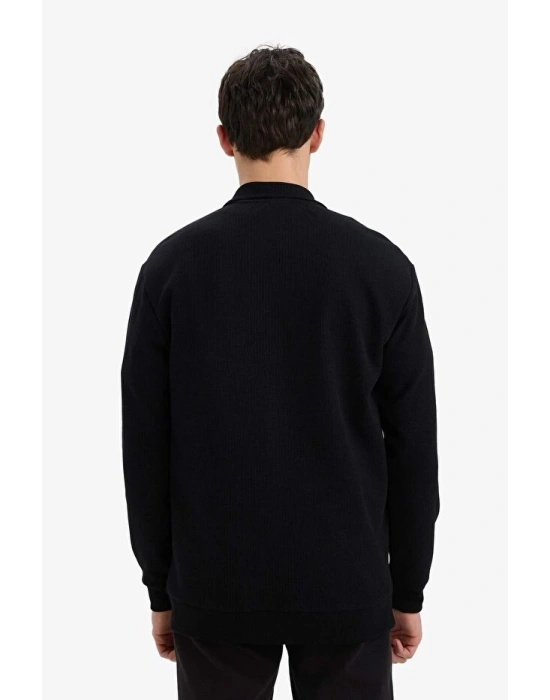 Comfort Fit Dik Yaka Dokulu Yarım Fermuarlı Waffle Sweatshirt