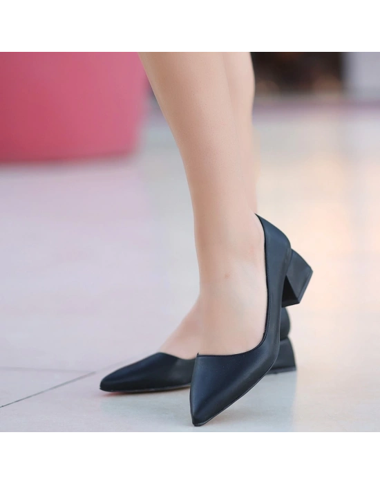 Desniy Siyah Cilt Topuklu Ayakkabı