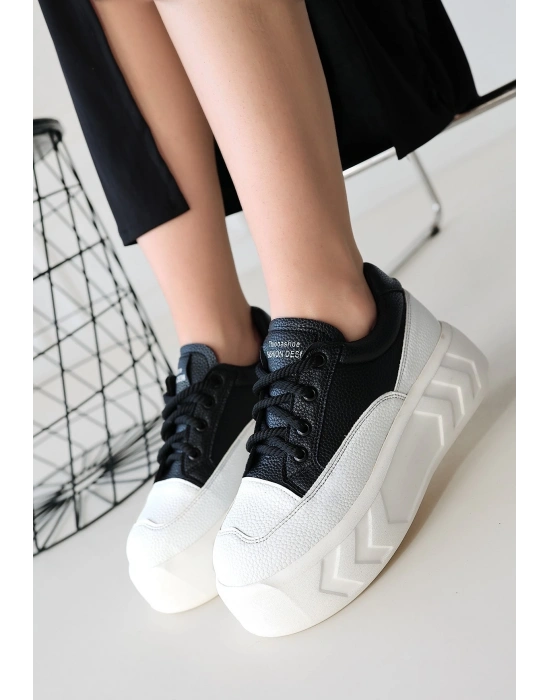 Emwa Siyah Cilt Bağcıklı Spor Ayakkabı