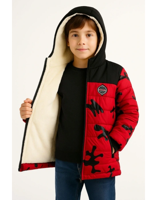 Erkek Çocuk Kamuflaj Desenli Mont İçi Sıcak Tutan Pelüş Astarlı, Kapüşonlu, Fermuarlı Kışlık Su İtici Şişme Mont - Kırmızı