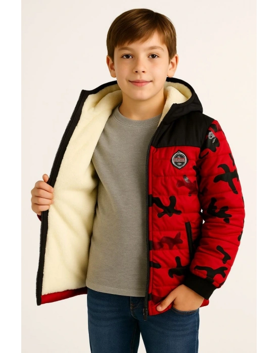 Erkek Çocuk Kamuflaj Desenli Mont İçi Sıcak Tutan Pelüş Astarlı, Kapüşonlu, Fermuarlı Kışlık Su İtici Şişme Mont - Kırmızı