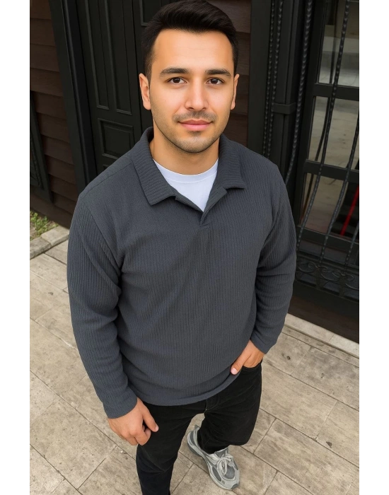 Erkek Fitilli Polar Sweatshirt – Düğmesiz Polo Yaka, Oversize Rahat Kalıp, Kalın Polar Kumaş, Kışlık ve Baharlık Şık Günlük Üst - Füme