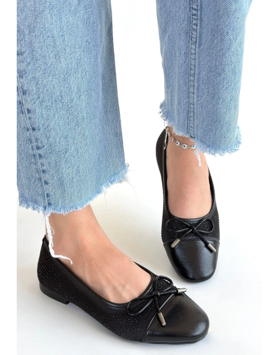 Etya Siyah Cilt Babet Ayakkabı