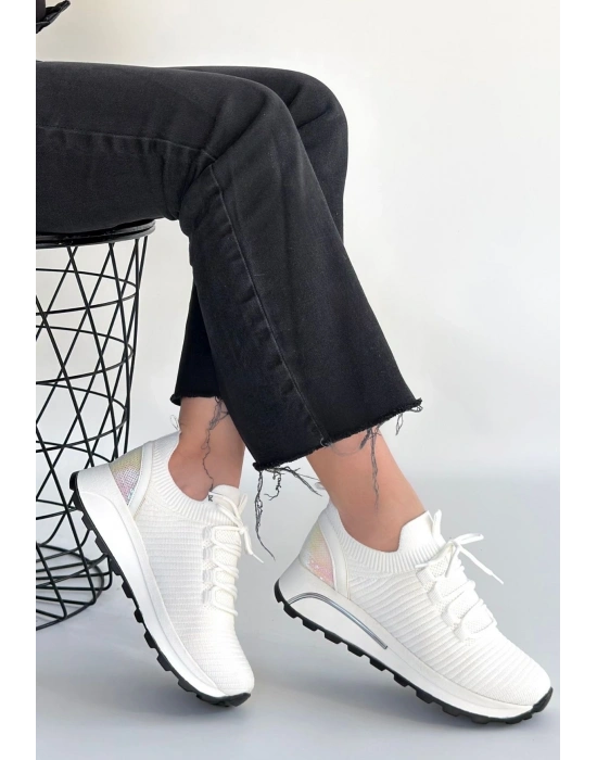 Feort Beyaz Triko Bağcıklı Spor Ayakkabı