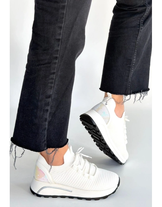 Feort Beyaz Triko Bağcıklı Spor Ayakkabı