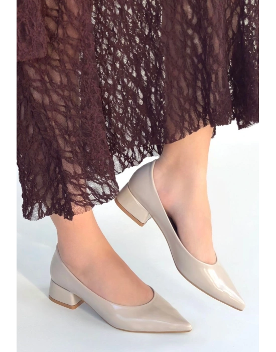 Ferla Bej Rugan Topuklu Ayakkabı