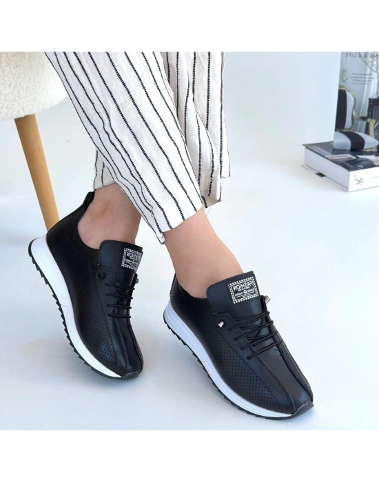 Fiert Siyah Cilt Bağcıklı Spor Ayakkabı