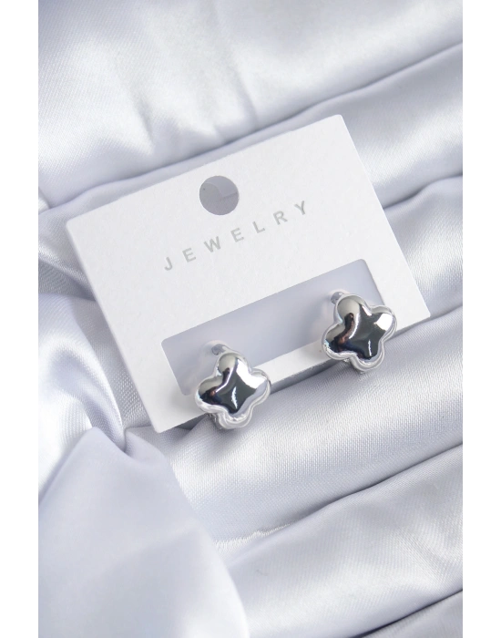 Gümüş Renk Yonca Model Pirinç Kadın Küpe