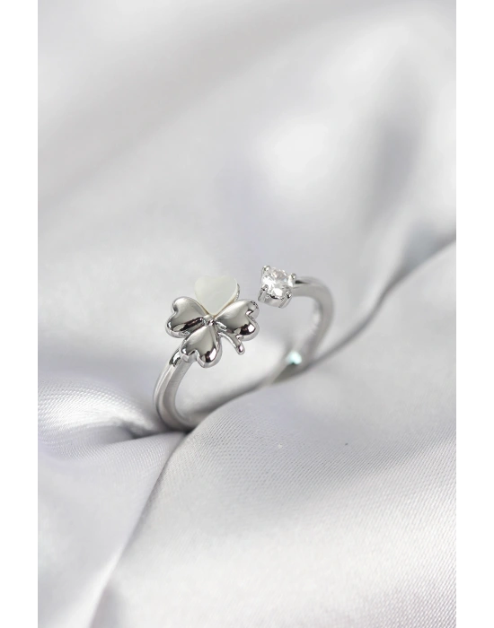 Gümüş Renk Yonca Model Sedefli Kadın Yüzük