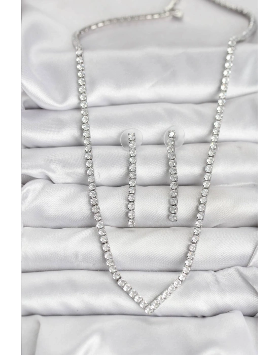 Gümüş Renk Zirkon Taşlı Kadın Kolye Küpe Seti