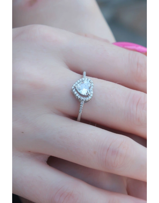 Gümüş Renk Zirkon Taşlı Kalp Model Charm Pirinç Kadın Yüzük