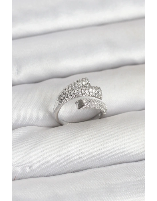 Gümüş Renk Zirkon Taşlı Pirinç Kadın Yüzük