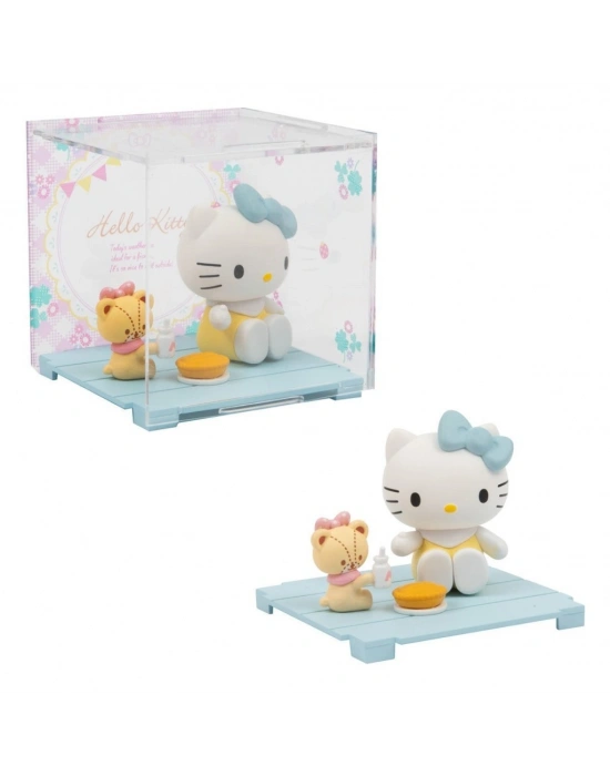 HKT38100 Hello Kitty ve Oyun Arkadaşı