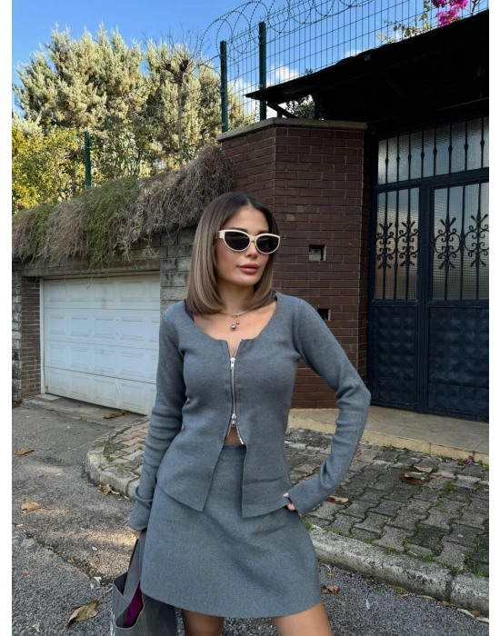 İkili Fermuarlı Hırkalı Etekli Takım - Füme