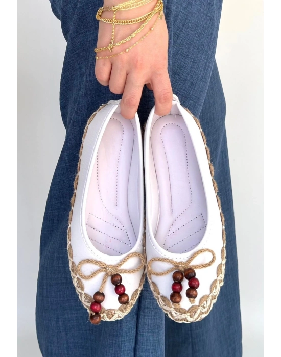 Ilwe Beyaz Cilt Babet Ayakkabı